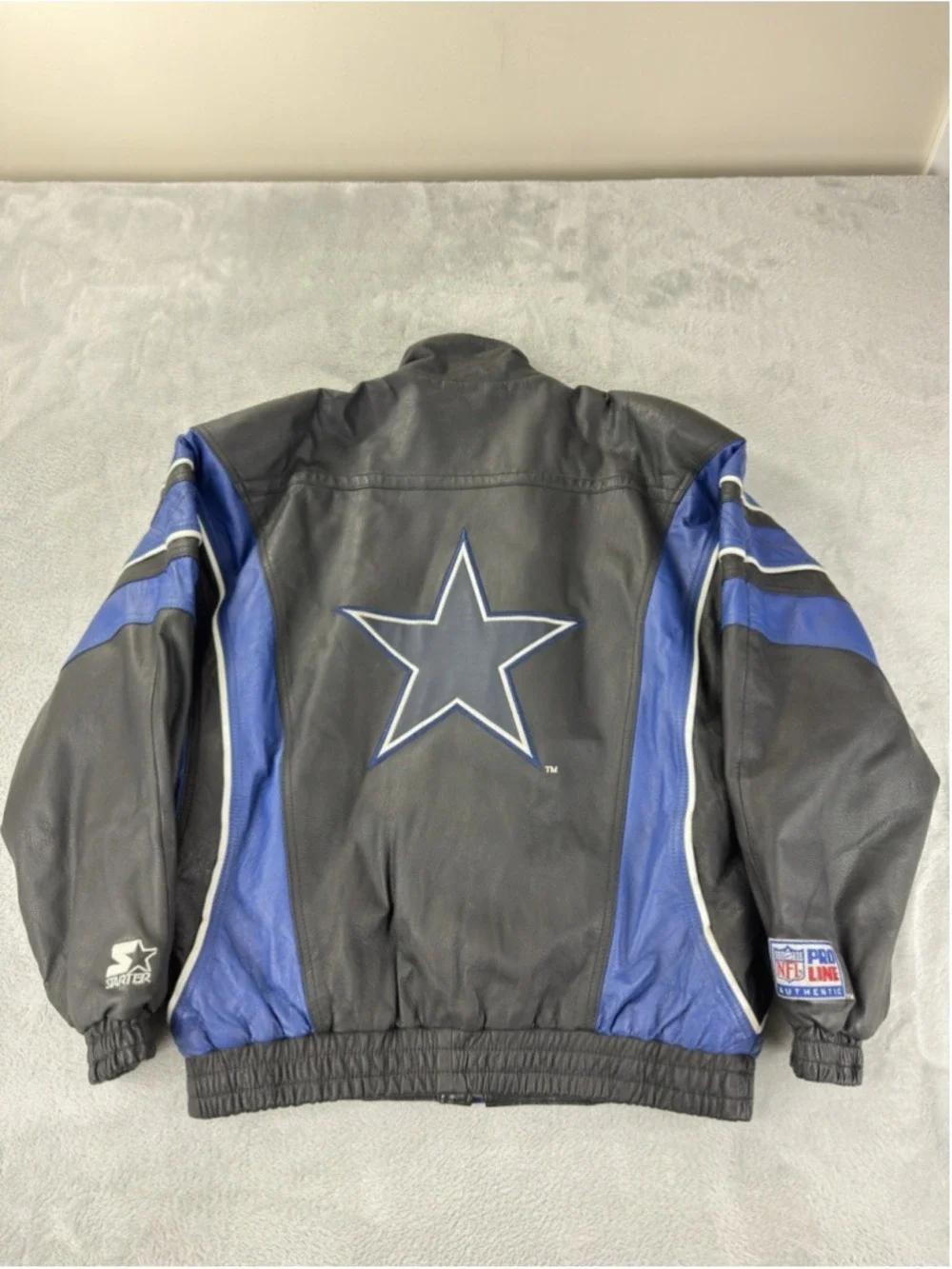 Vintage Dallas Cowboys Authentic Pro Line Men's Size Medium 100% Genuine Leather